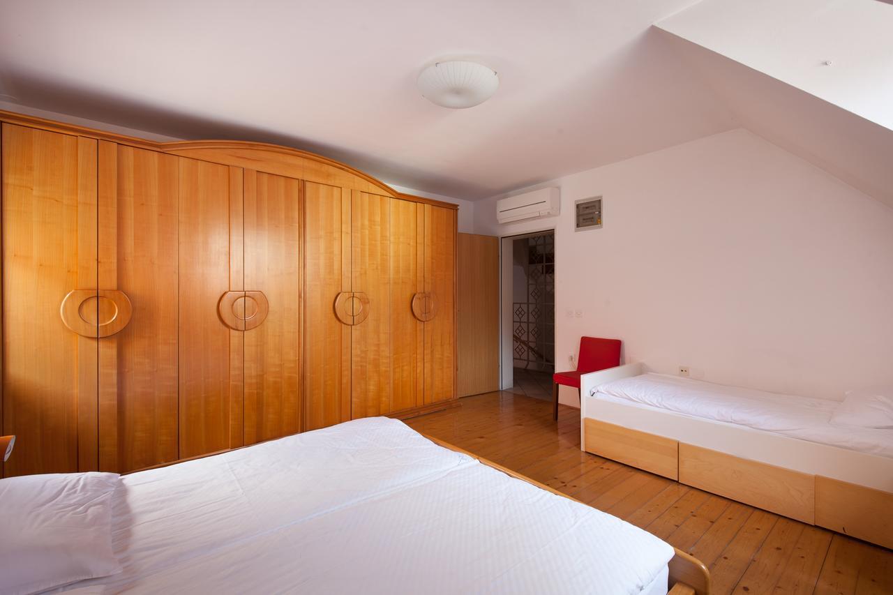 Spacious 2-Bedroom Apartment Zabjak With Ac Tour As Ljubljana Dış mekan fotoğraf